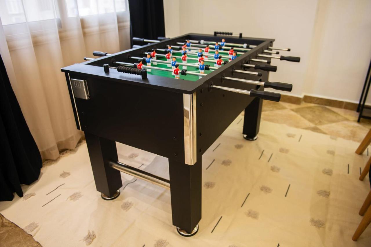 Play Foosball&Do Yoga - 1 BR Apt 5 Min To Airport Lägenhet Kairo Exteriör bild